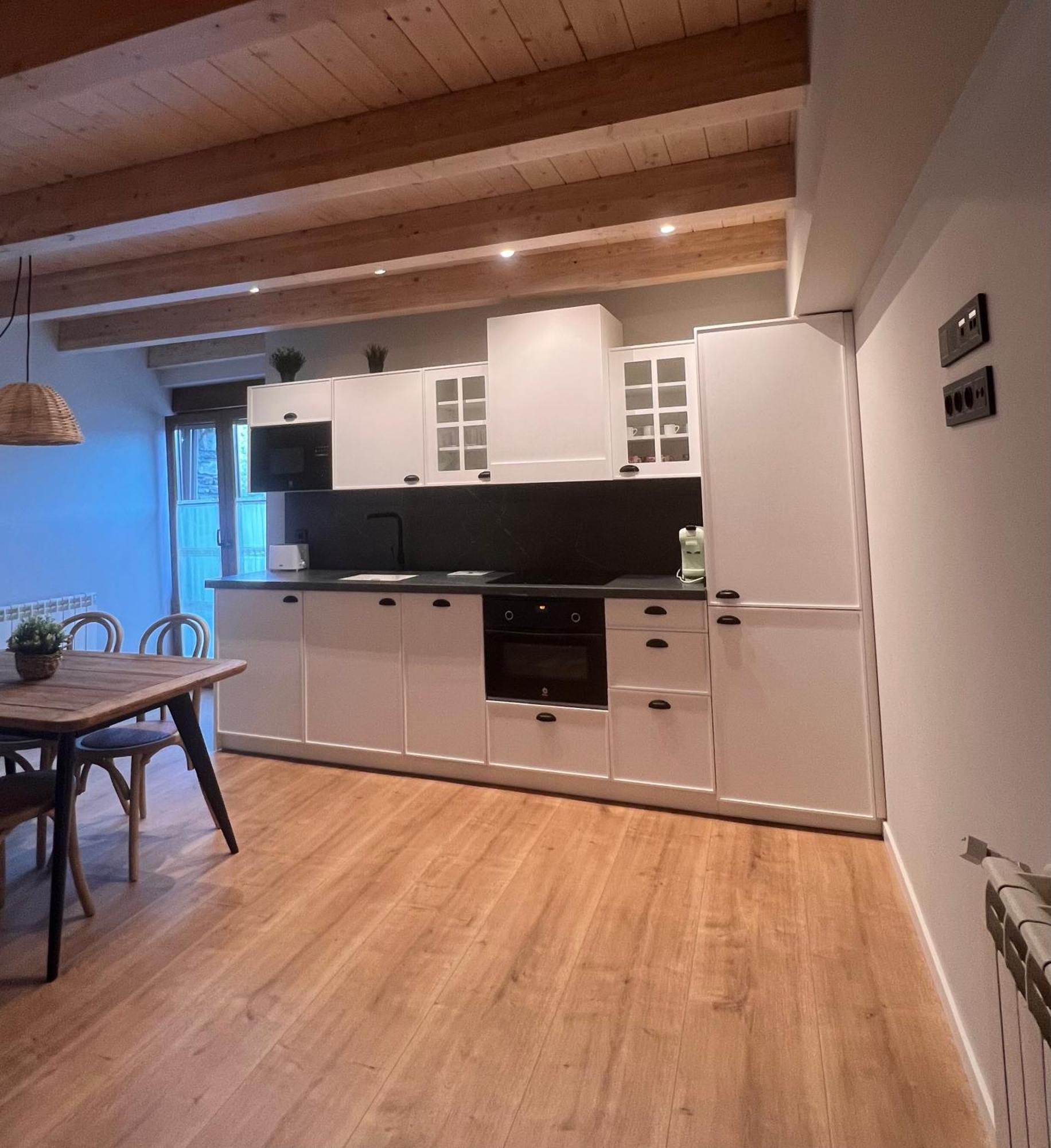Apartamentos Turisticos: Tu Casa En Sahun Dış mekan fotoğraf